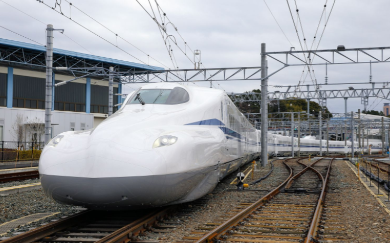 The Shinkansen N700 Supreme train is the planned vehicle for Texas Central Partners' high-speed rail line from Dallas to Houston. (Courtesy/Texas Central Partners)