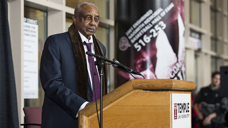 Hall of Fame Coach John Chaney spoke at the Liacouras Center during the unveiling of a statue that immortalizes him in the arena's lobby.
