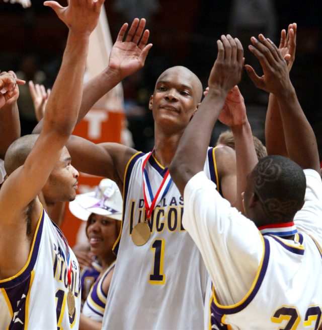 Lincoln’s Chris Bosh celebrates with team