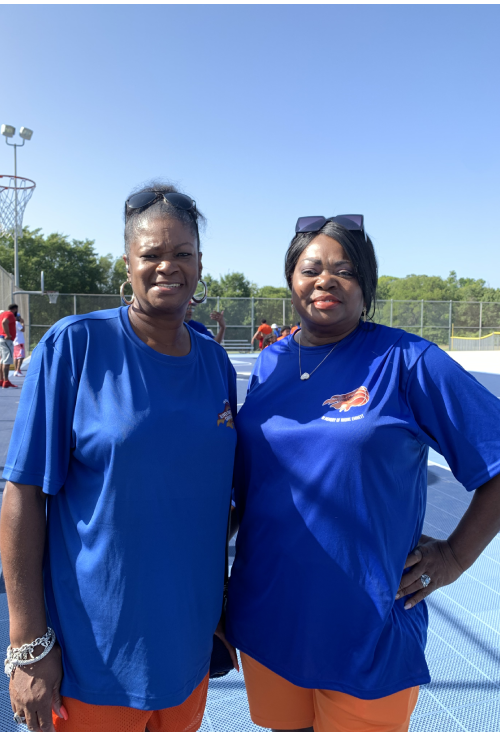 Regina Oliver, Karen Oliver-Thomas