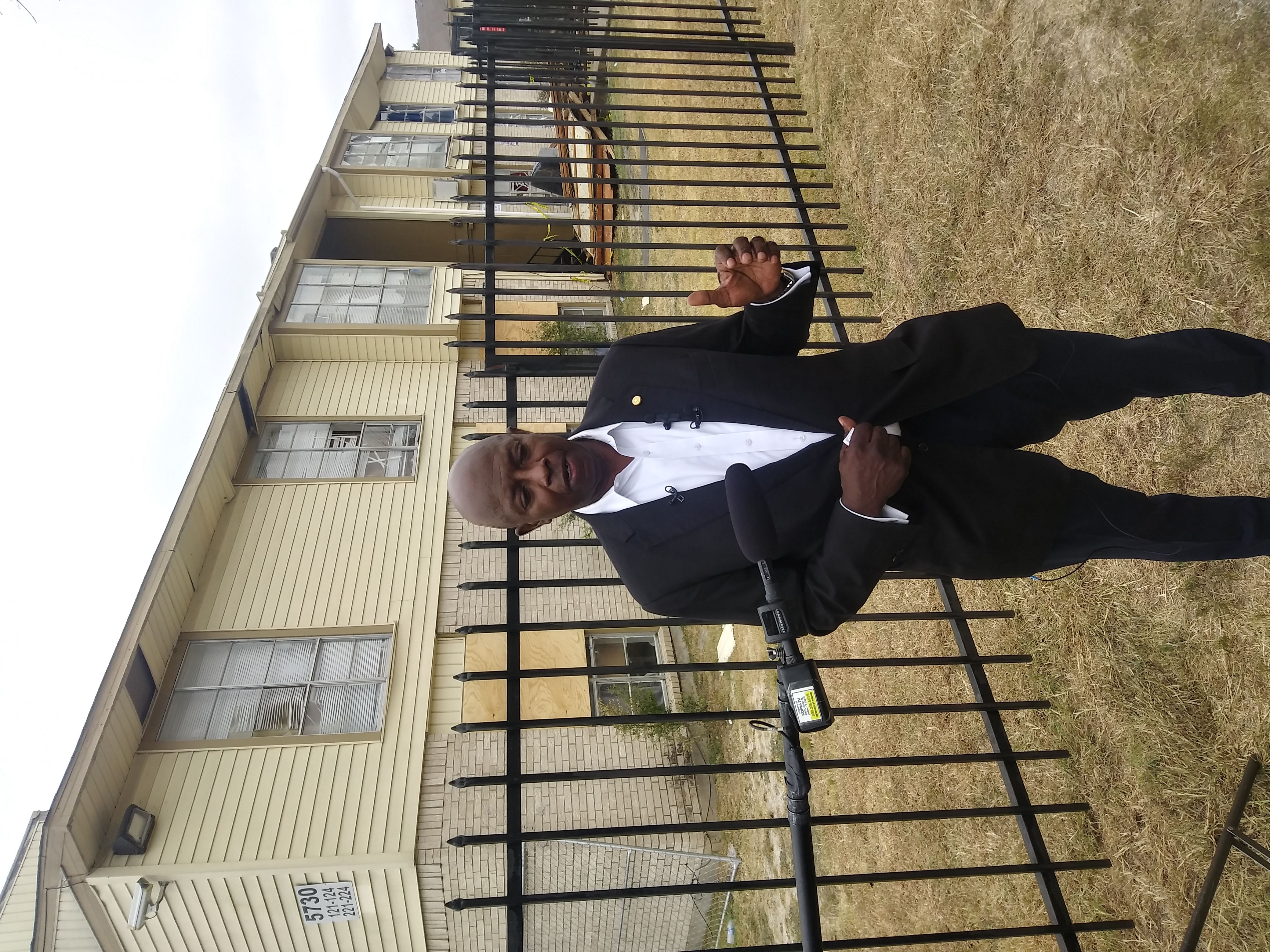 Press Conference - Dallas City Councilmember Tennell Atkins at Highland Hills Apartment