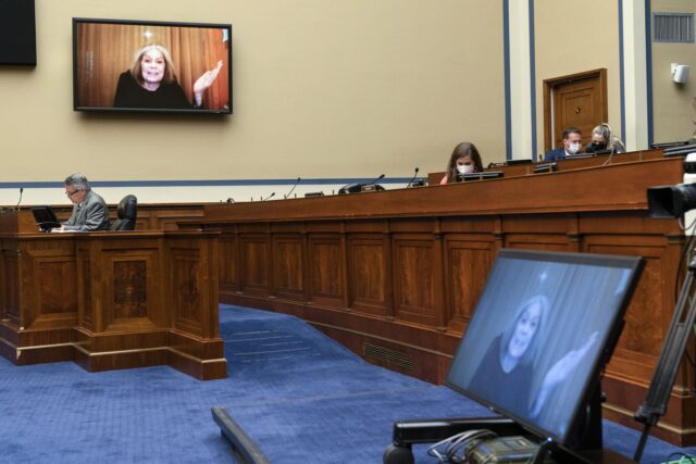 Gloria Steinem testifies via video