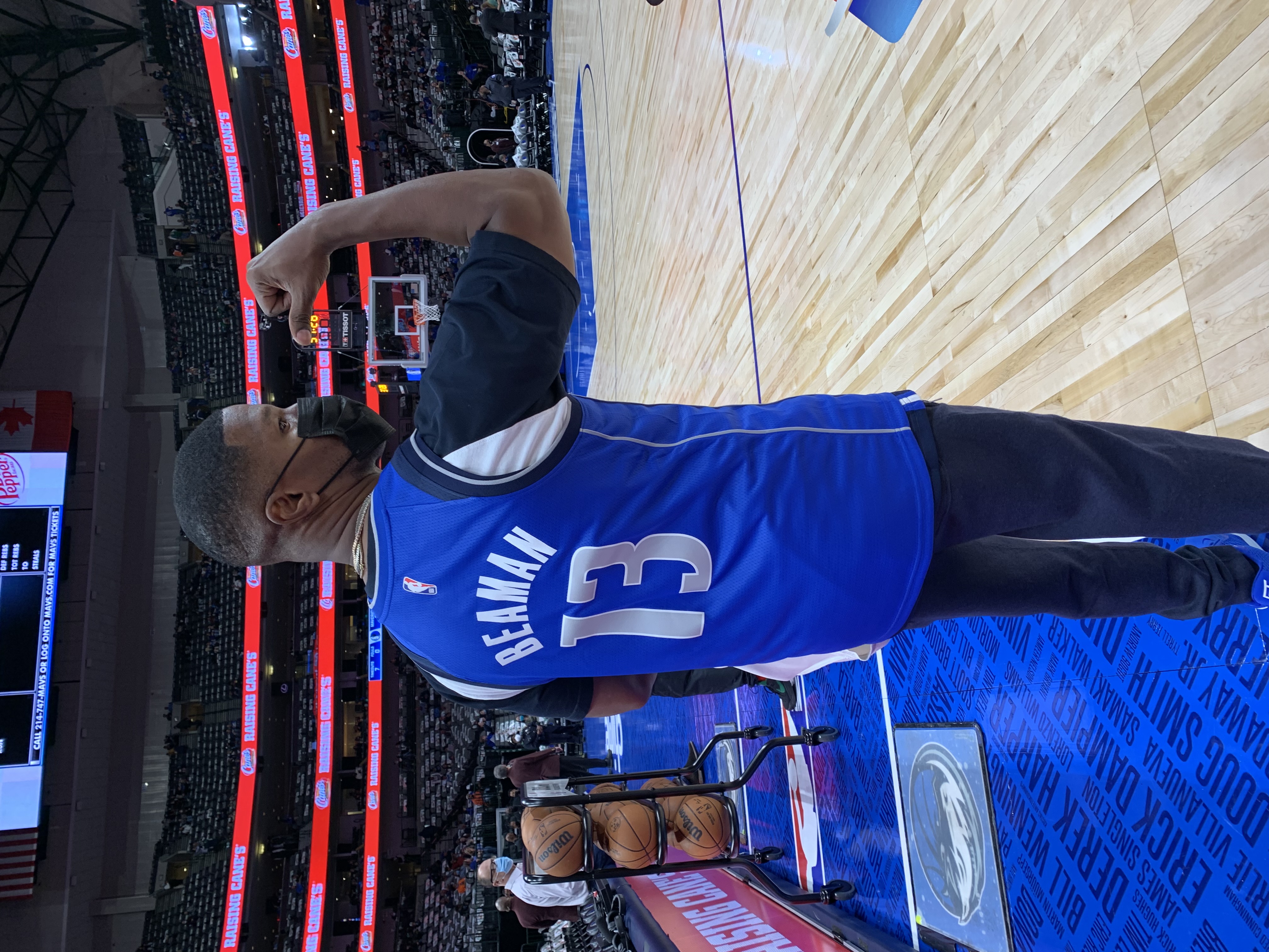 Jamie Foxx with the Willie Beamen jersey - his character from Any Given Sunday