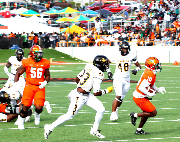 FAMU receiver JAH'MARAE SHEREAD