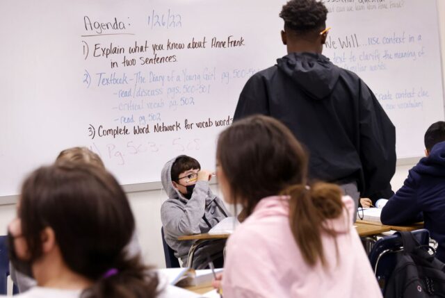 A lesson plan was written on a white board