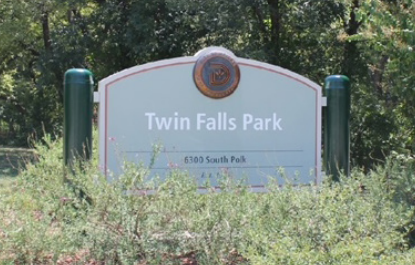 Twin Falls Park