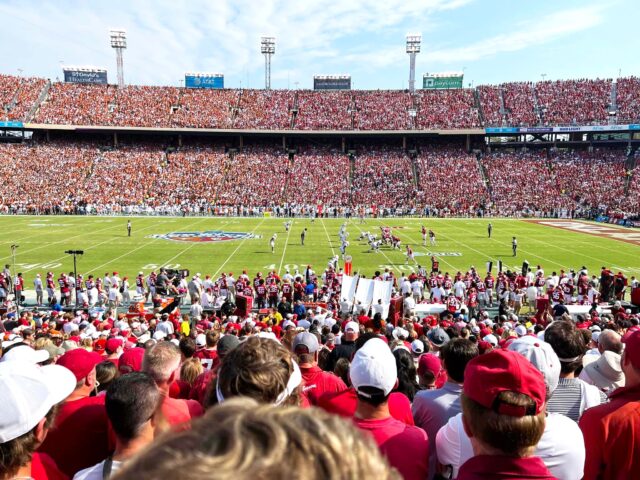 Texas Longhorns vs Oklahoma Sooners