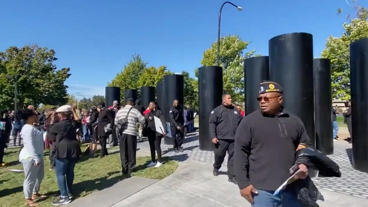 AFRICAN AMERICAN VETERANS MONUMENT HONORS SERVICE MEMBERS - Texas Metro ...