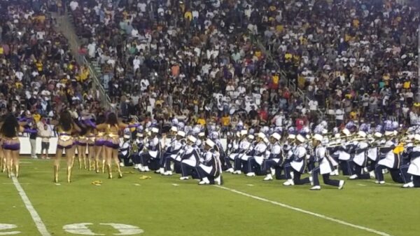 Wideshot of PVU at halftime
