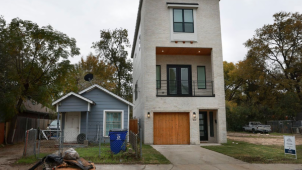 A shotgun house still