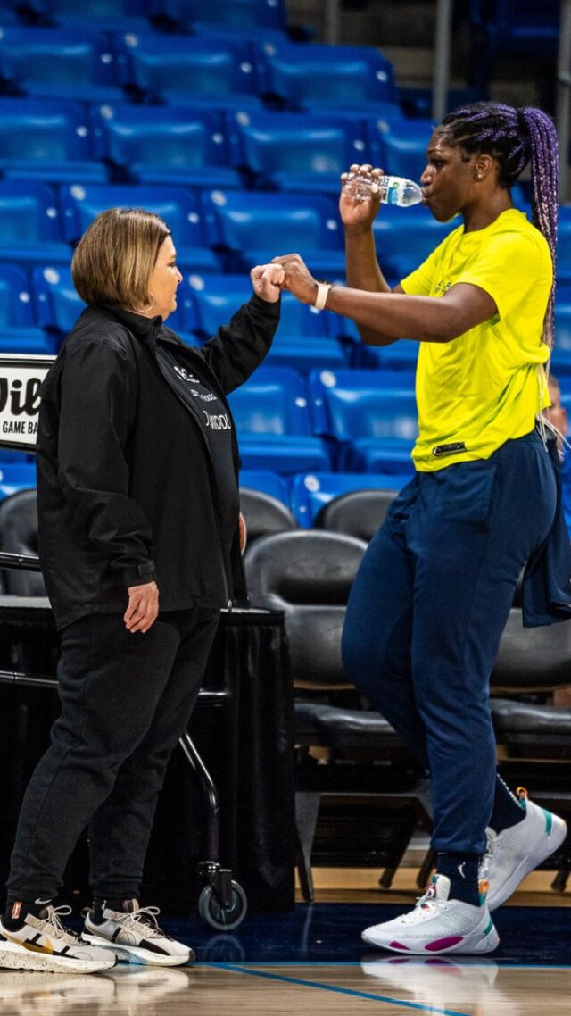 Coach Latricia Trammell & Teaira McCowan