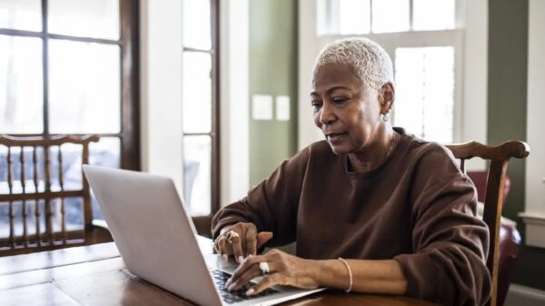 Lady with Laptop