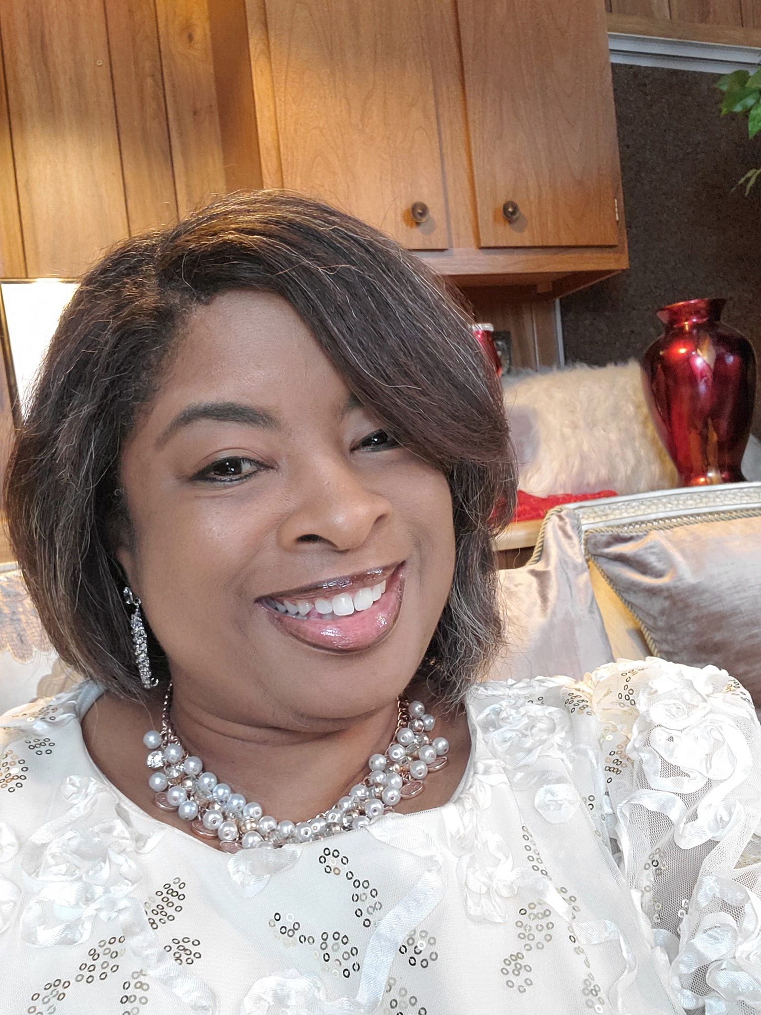 Superb Woman: Pastor Ellyn Neal Favors – Texas Metro News