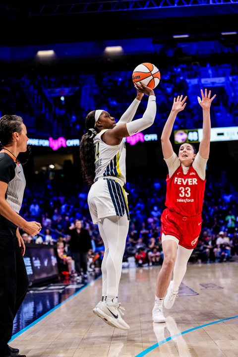 Dallas Wings Arike Ogunbowale