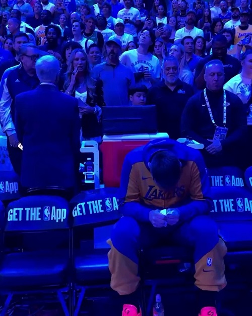 Luka reacts with emotion to Mavs tribute video