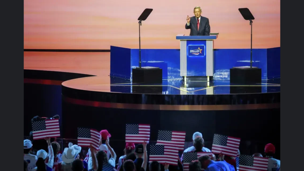 Pastor Rop Robert Jeffress, senior pastor of First Baptist Dallas, says he ...